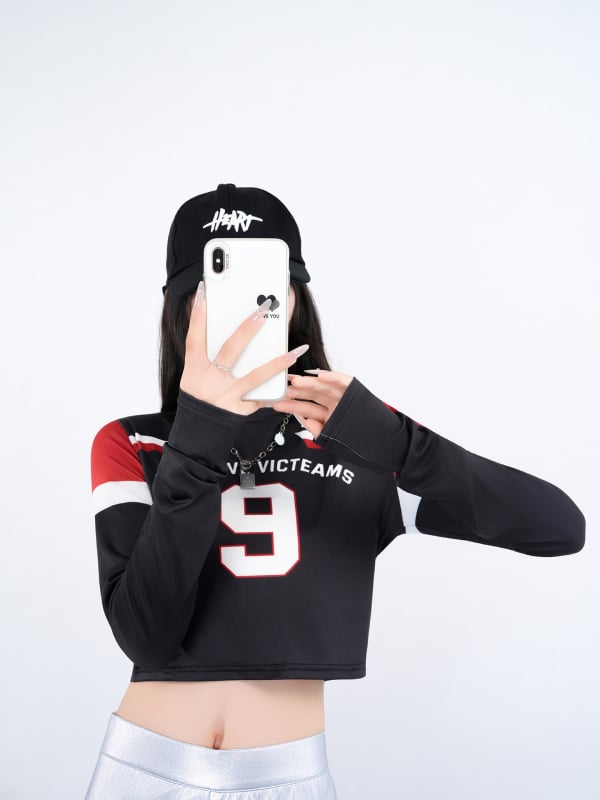 Costum de scenă pentru o trupă de fete, stil coreean street pentru dans jazz, imprimare digitală (amestec fibre chimice; țesătură principală: blană artificială; conținut >95%; țesătură secundară: poliester 95%+; sezon: toamnă 2025)