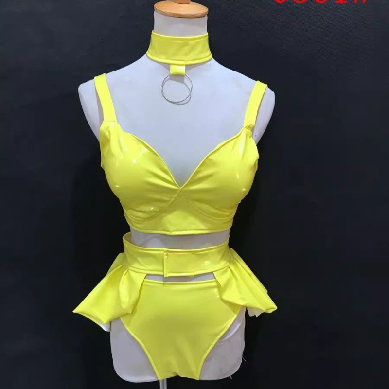 Scenski kostim za folklorni ples od chenille-spandex tkanine, elastičan izgled kože, unisex (Tkanina: Chenille; Glavni materijal: Spandex; Sadržaj: 90–95%; Prigoda: Folklorni ples)