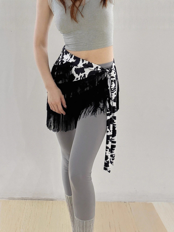 Fustă de dans latino pentru adulți cu ciucuri neregulați și șal șold broderat — poliester 50–70% + 30–50%, stil elegant, urban, vară 2025