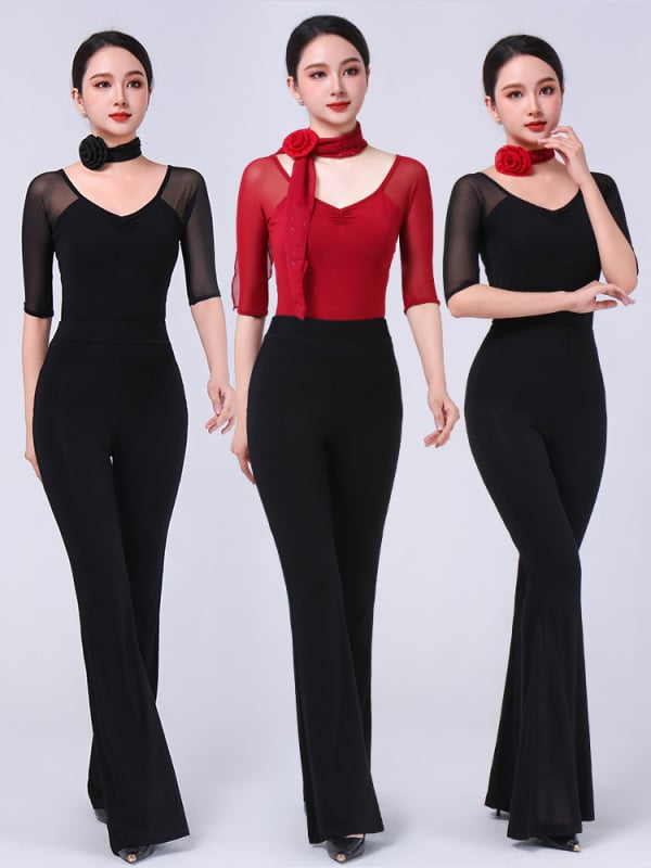 Set modernog plesa: body s V-izrezom i zvonastim hlačama, modalna tkanina