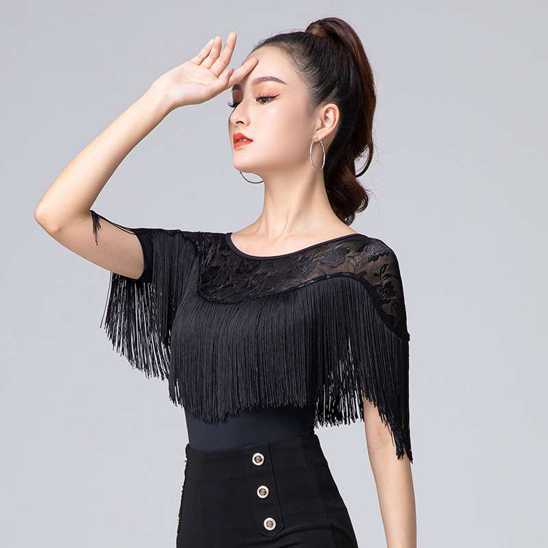 Latino plesni top za trening i defile — materijal Nylon ice yarn; sastav Nylon/Nylon 85%; podstava Nylon ice yarn 85%; jednobojni uzorak; za odrasle žene