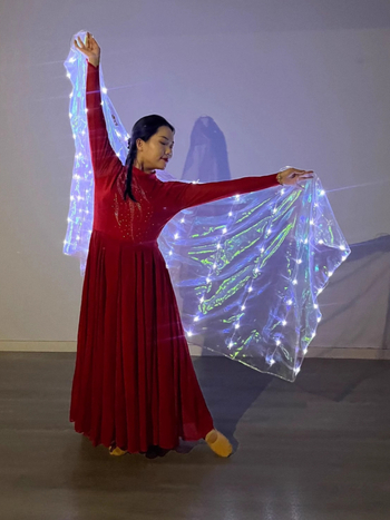 Șal luminos din voal de poliester pentru recuzita de scenă – țesătură mercerizată, dans oriental/belly dance