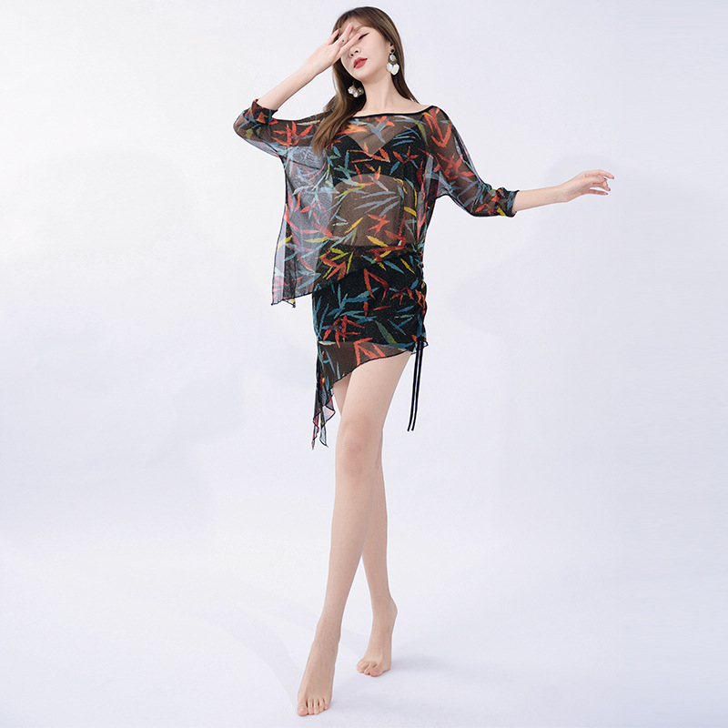 Set de costume Belly Dance cu imprimeu floral, țesătură plasă, mâneci de jumătate, croială lejeră, include fustă scurtă; nailon 90–95% și spandex sub 30%