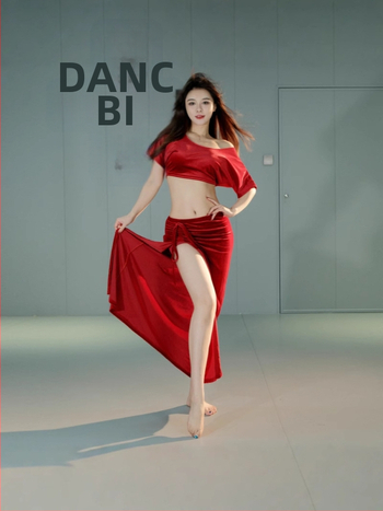 Set de practică pentru belly dance, costum cu fustă cu despicare, velur, poliester 30-50%, iarna 2024, pentru începători