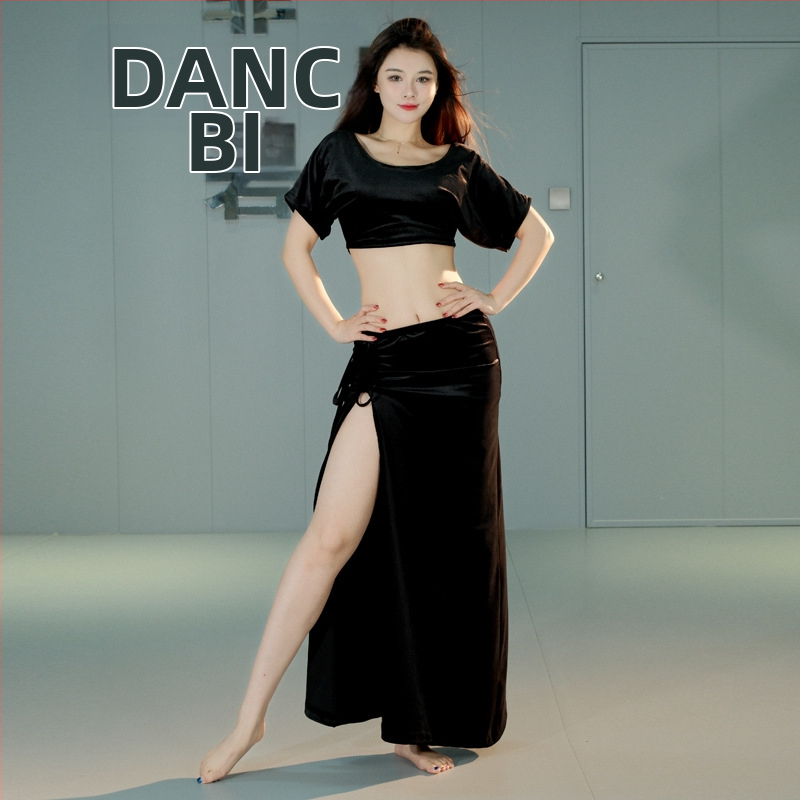 Set de practică pentru belly dance, costum cu fustă cu despicare, velur, poliester 30-50%, iarna 2024, pentru începători