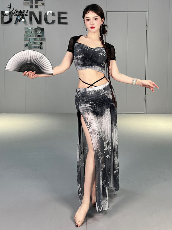 Set za Belly Dance za žene s dugom suknjom, tiskana mrežasta tkanina, najlon 70–80%, ljeto 2024