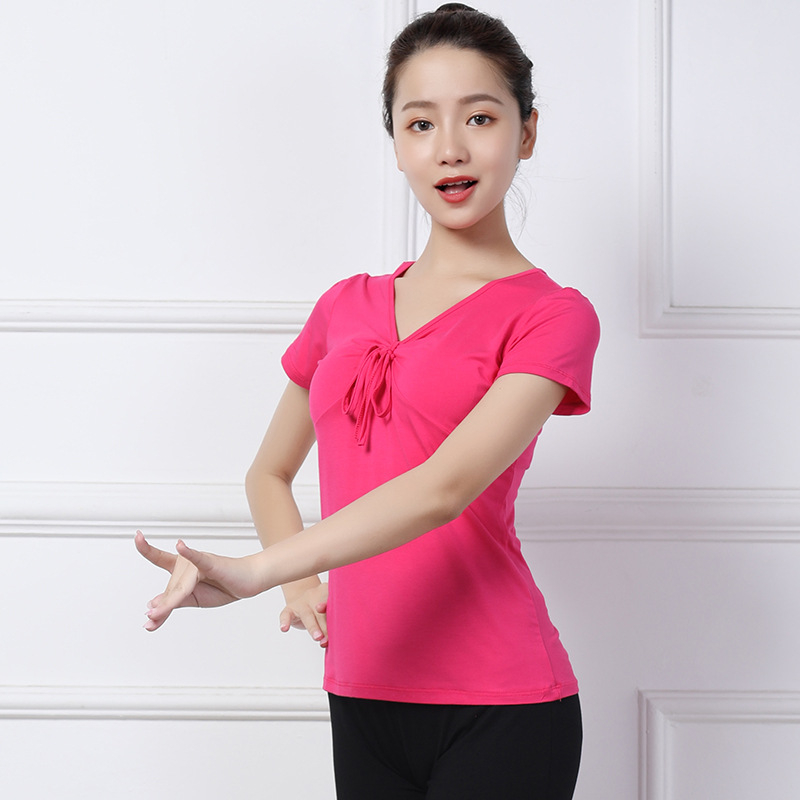 Топ за модерни танци, модал-вискозна смес с 4,5% еластан; едноцветен модел; за възрастни дами; подходящ за сценични костюми, латински и народни танци.