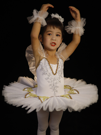 Rochie de balet pentru copii pentru reprezentații – stil prințesă, bretele, poliester 95%+, pentru copii între 3 și 8 ani