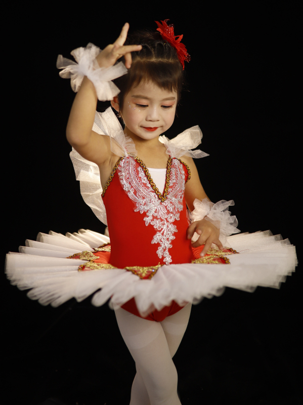 Rochie de balet pentru copii pentru reprezentații – stil prințesă, bretele, poliester 95%+, pentru copii între 3 și 8 ani