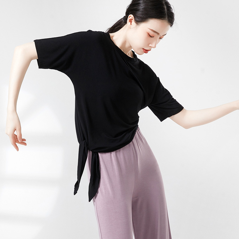 Modni plesni top za žene, sve sezone, materijal rayon modal (viskoza 93%), podstava rayon modal (93%), pogodan za pozornicu, balet, latino ples, folklorni ples i ballroom ples.