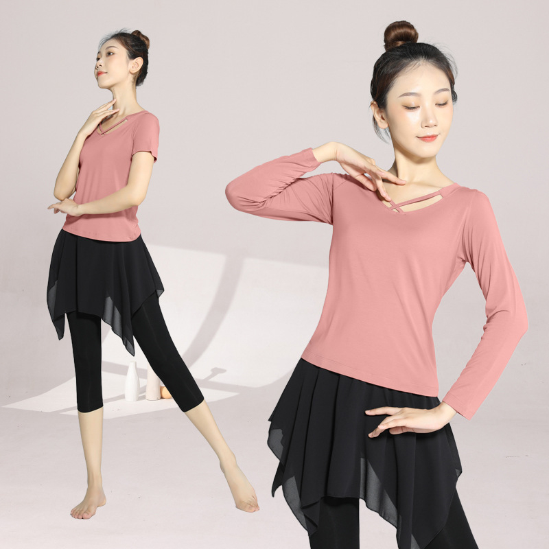 Женски комплект за съвременен танц – топ и тренировъчен костюм, Modal плат 95%, подплата Modal 95%, подходящ за сценични изпълнения