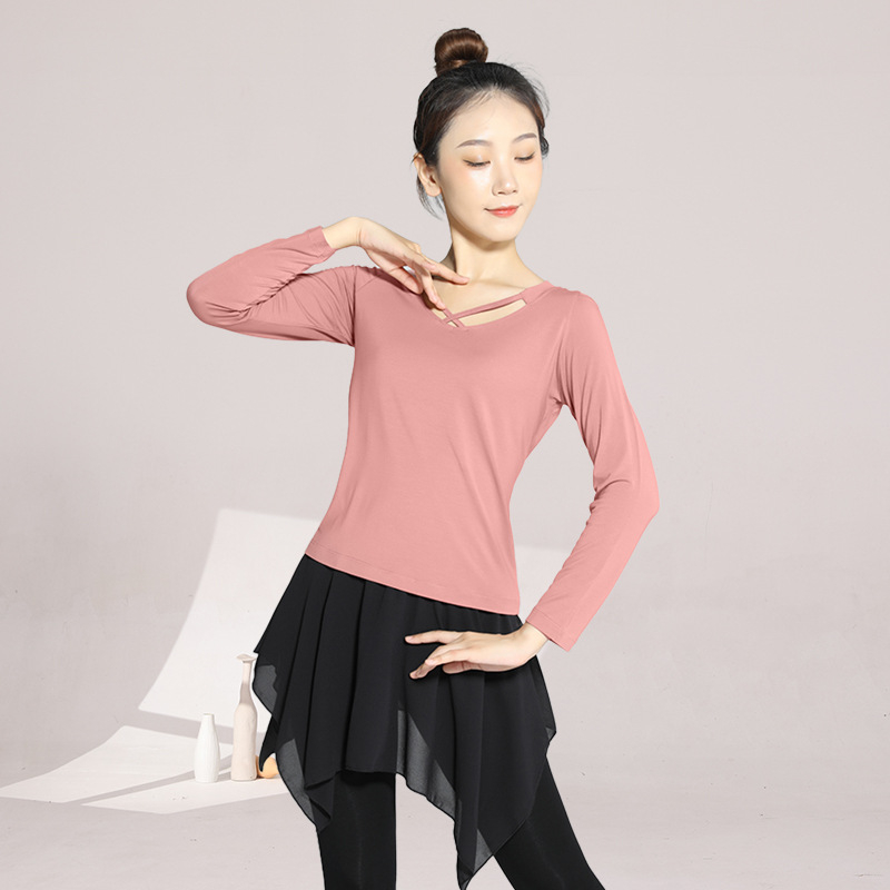 Женски комплект за съвременен танц – топ и тренировъчен костюм, Modal плат 95%, подплата Modal 95%, подходящ за сценични изпълнения