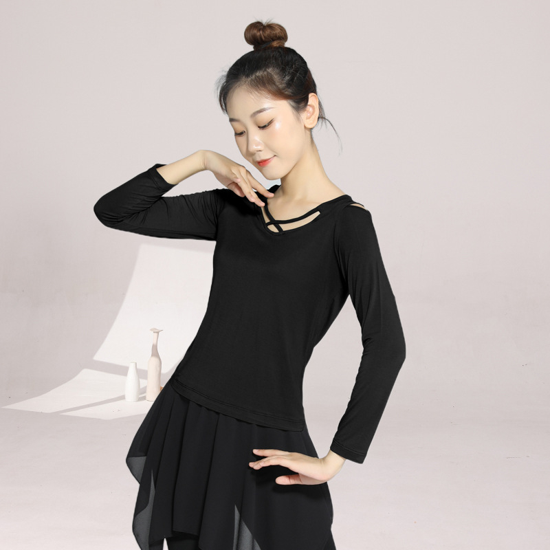 Женски комплект за съвременен танц – топ и тренировъчен костюм, Modal плат 95%, подплата Modal 95%, подходящ за сценични изпълнения