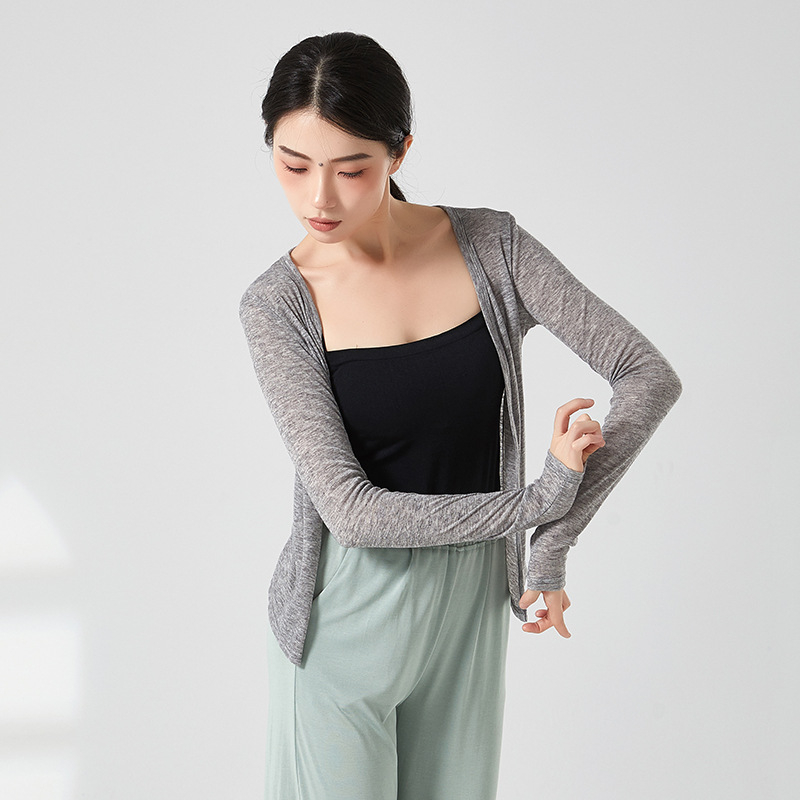 Női tánc kardigán, bő szabás, bordázott poliészter anyag, 80% poliészter, alkalmas színpadra és különböző táncstílusokra