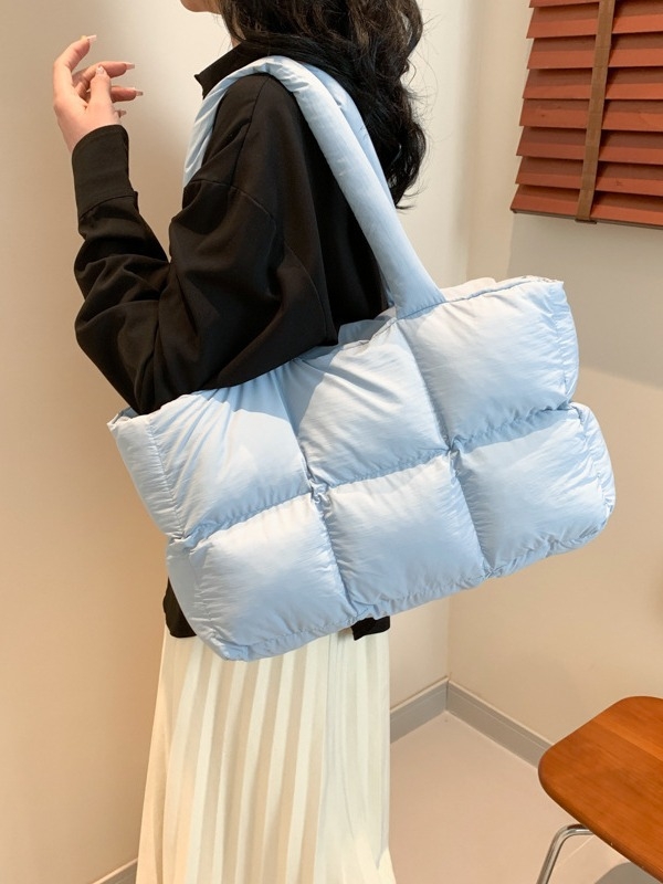 Nylonová tote taška so zipsom, podšívka z polyesteru, vodorovný štvorcový tvar, vnútorná kapsa na zips