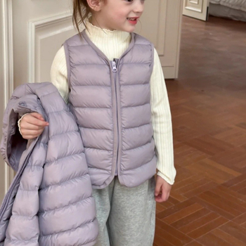 Vestă pentru copii din puf pentru iarnă, unisex, umplutură din puf de rață 86–90%, căptușeală poliester, fermoar, lungime medie, fără glugă, potrivită pentru copii 1–3 ani