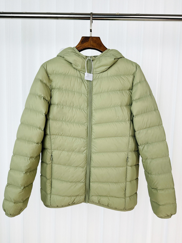 Γυναικείο ελαφρύ πουπουλένιο μπουφάν με κουκούλα, ελεύθερη γραμμή, κοντό μήκος, φερμουάρ, Χειμώνας 2025