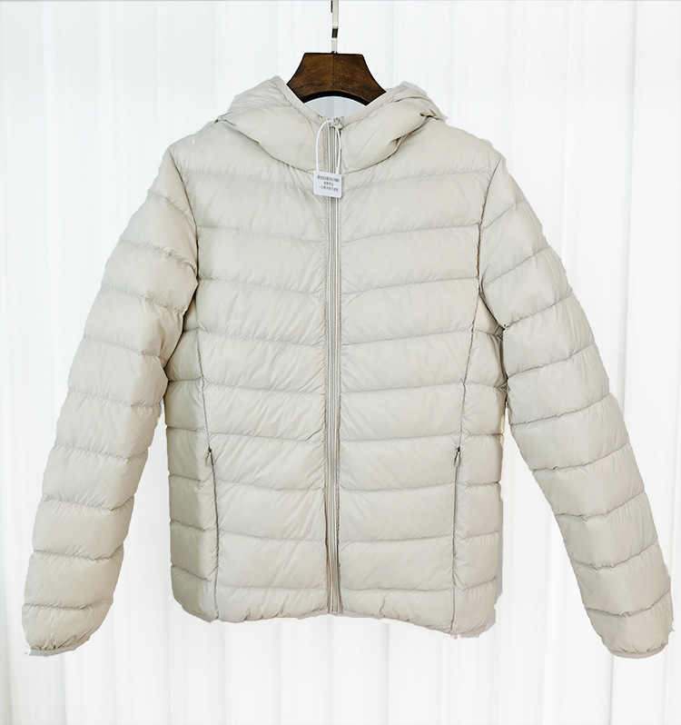 Γυναικείο ελαφρύ πουπουλένιο μπουφάν με κουκούλα, ελεύθερη γραμμή, κοντό μήκος, φερμουάρ, Χειμώνας 2025