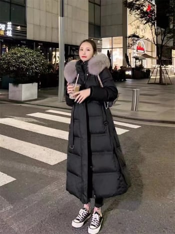 Palton lung de puf cu glugă și guler din blană de raton, glugă detașabilă, croială slim, lungime peste genunchi, umplitură din puf de rață