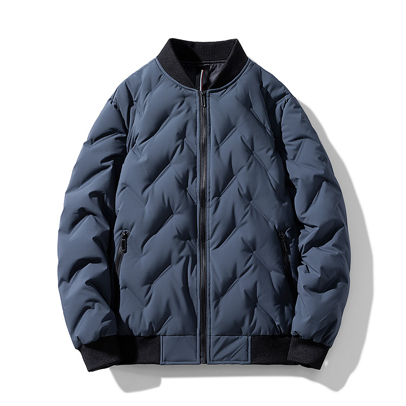 Ανδρικό μπουφάν με πουπουλένιο γέμισμα από πάπια, όρθιος γιακάς, φερμουάρ, κοντό μήκος, κατάλληλο για -20°C έως -5°C.