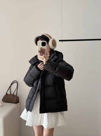 Jachetă de puf cu cinci panouri pentru femei, croială lejeră, izolație groasă, 86–90% puf de rață, umplutură 201–300 g, material exterior poliester