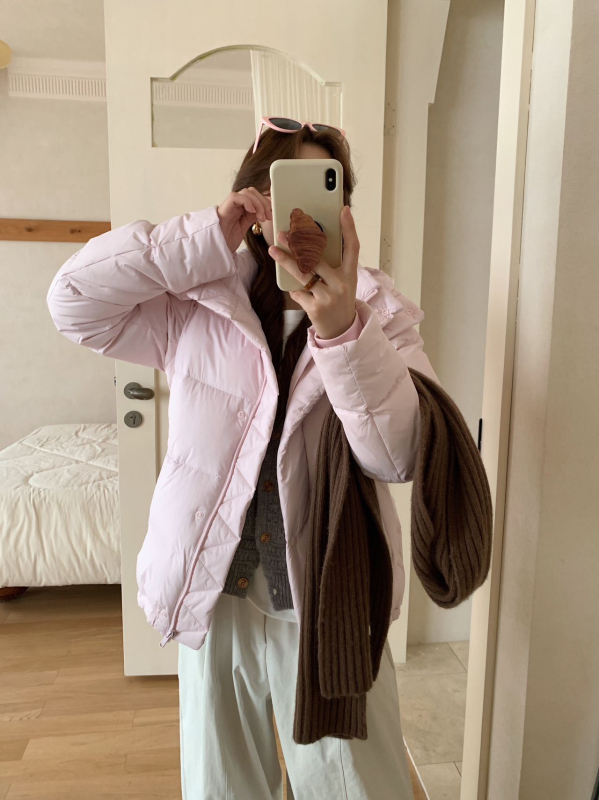 Jachetă de puf cu cinci panouri pentru femei, croială lejeră, izolație groasă, 86–90% puf de rață, umplutură 201–300 g, material exterior poliester