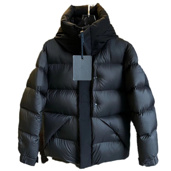 Geacă de puf cu glugă pentru bărbați, 600 Fill Power, Goose Down, 86–90% conținut puf, exterior din poliester, căptușeală 100% spandex