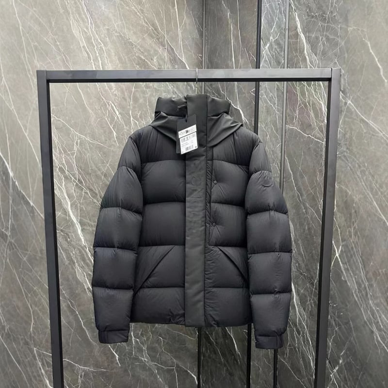 Geacă de puf cu glugă pentru bărbați, 600 Fill Power, Goose Down, 86–90% conținut puf, exterior din poliester, căptușeală 100% spandex