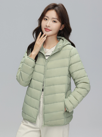 Geacă de puf cu glugă, stil coreean, croială slim, țesătură din nylon subțire (umplutură din puf de rață; conținut de cașmir 86–90%; țesătură nylon; iarnă 2025; croială standard)
