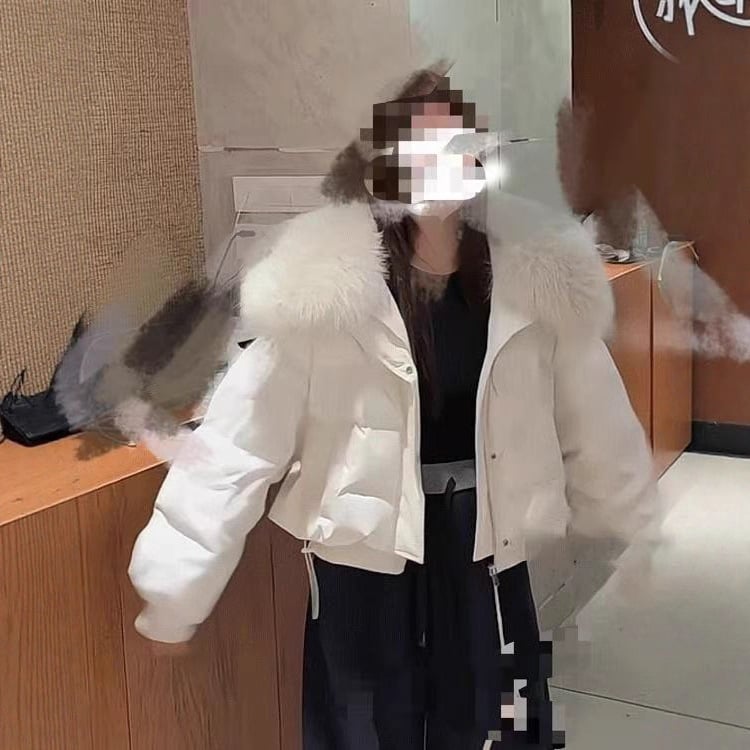 Sieviešu ziemas pūka jaka ar noņemamu mākslīgās kažokādas apkakli, pildījums no balto pīļu pūka, kašmira saturs 96%+, kokvilnas audums