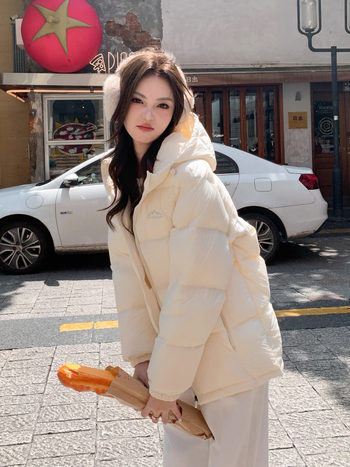 Q&q Női laza szabású kapucnis pehelykabát – pehelytöltet 86–90%, töltet 101–200 g