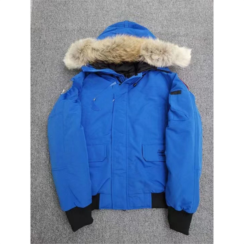 Ženska jakna od kačjeg perja, kragn od krzna s mogućnošću uklanjanja, zatvarač, zima 2024