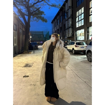 Женско екстра-дълго пухено яке, над коляното, качулка, дебел пълнеж, свободна кройка