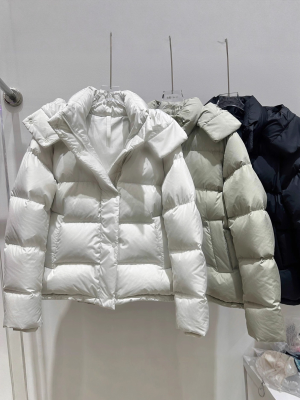 Geacă de puf pentru femei, cu glugă, groasă, umplutură din puf de rață alb, 86–90%, exterior poliester