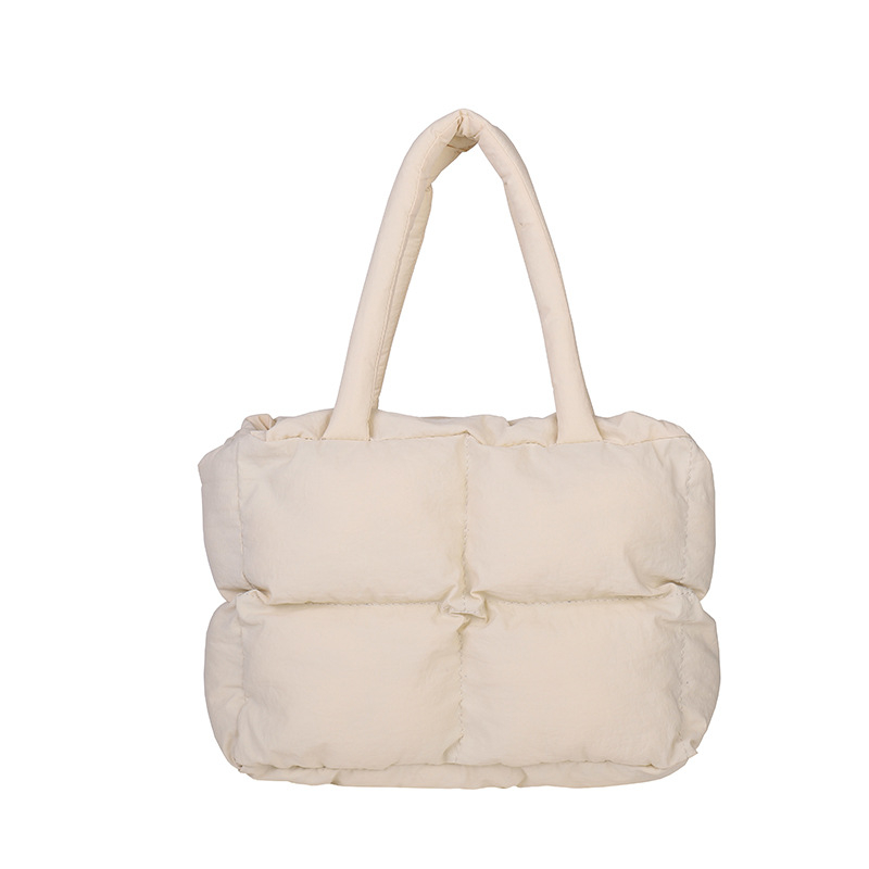 Женска чанта за рамо с хоризонтална квадратна форма, Nylon външна част, Canvas подплата, вътрешна структура: джоб за документи и ламиниран джоб с цип, отворен дизайн