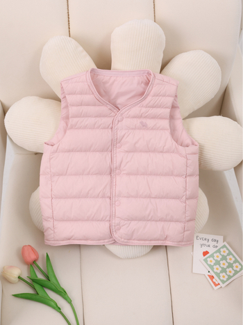 Vesta pentru copii, ușoară, din puf, exterior din nylon, căptușeală nylon 100%, fără mâneci, fără glugă, croială scurtă dreaptă, imprimeu animal, umplutură 86–90% puf de rață alb, potrivită pentru toamnă, iarnă și primăvară