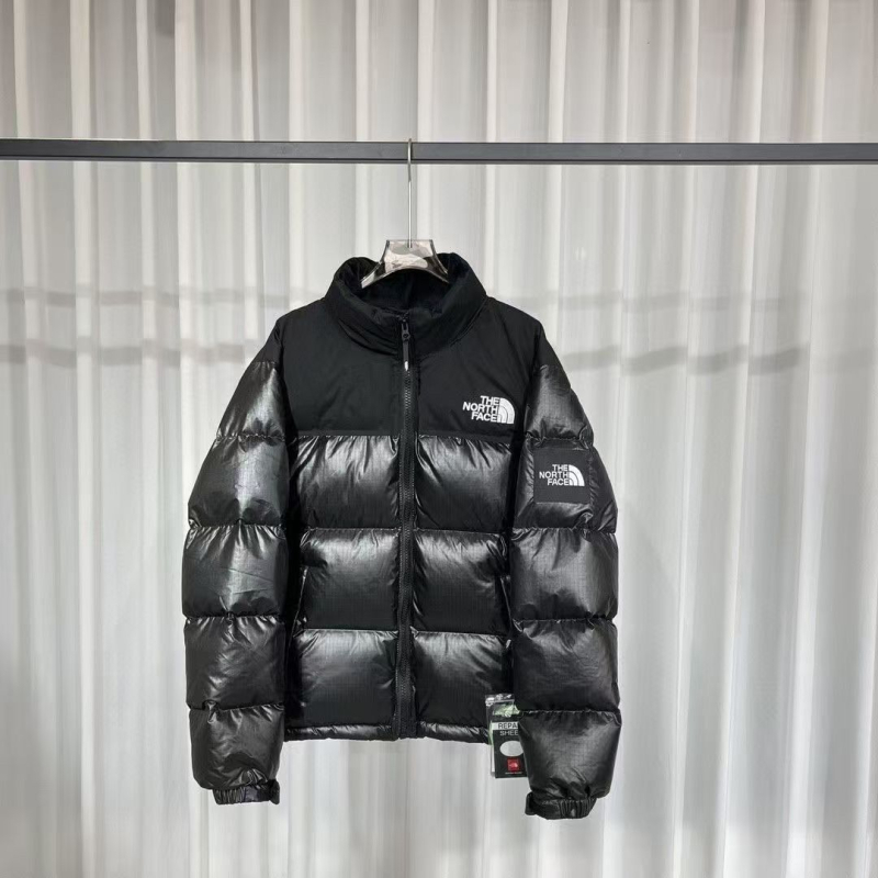 Jakna s kačjim perjem, punilo 301–350 g, udio perja 81–85%, glavni materijal Spandex, poludugov ovratnik