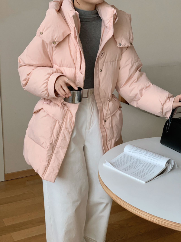 Női pehelykabát kapucnival, koreai stílusú, középméretű, vastag, kacsa tolltöltettel, 86–90% tolltartalom, poliészter