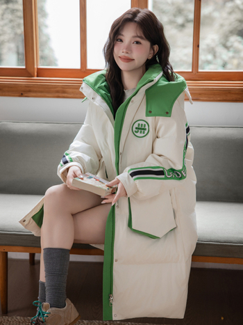 Geacă de puf lungă, cu glugă, umplutură 201–300 g puf, țesătură poliester, fermoar