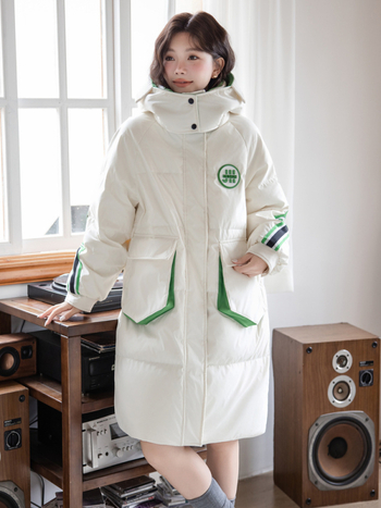 Geacă de puf lungă, cu glugă, umplutură 201–300 g puf, țesătură poliester, fermoar