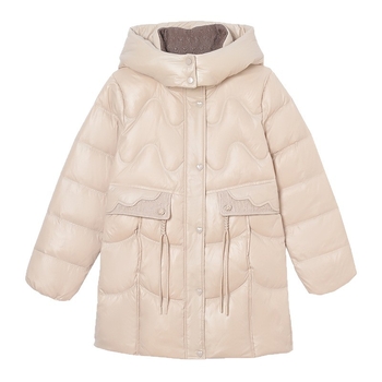 Geacă de iarnă pentru femei cu puf de rață, lungime medie, umplutură 201–300 g, conținut puf 51–55%, poliester, guler înalt, glugă detașabilă