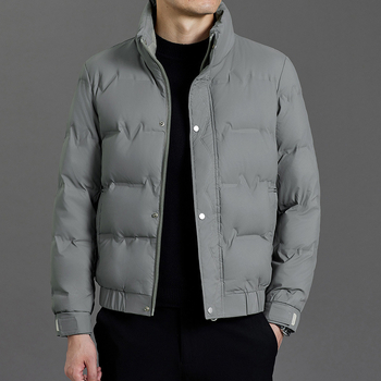 Férfi rövid pehelydzseki - álló gallér, elülső cipzár, szélálló, fehér kacsa pehely 46–50% töltet, normál meleg (-20°C-tól -5°C-ig)