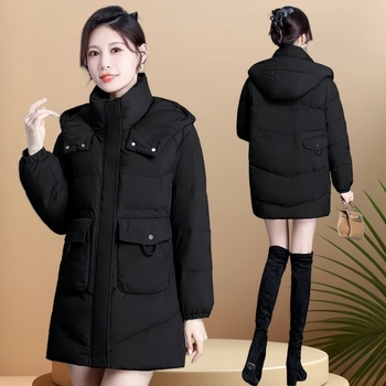 Geacă damă din puf de rață, cu glugă, lungime medie, fermoar, umplutură 50% puf de rață, țesătură poliester