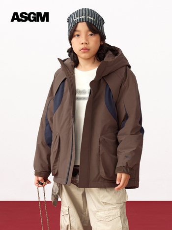 Asgm bērnu pūkaina jaka ar kapuci, ārkārtīgi aukstai ziemai, 86–90% balta pīļu pūka, pildījums 107–170 g, vidējā garuma, brīvs piegriezums, Ziemas 2025