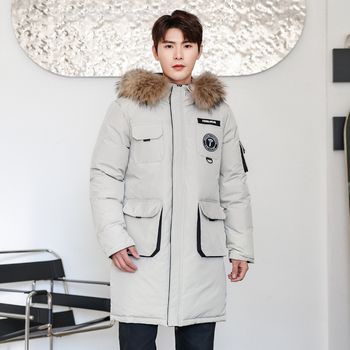 Férfi téli kapucnis tollkabát — töltet: fehér kacadown; kasmírtartalom: 86–90%; pelyhek sűrűsége: 650