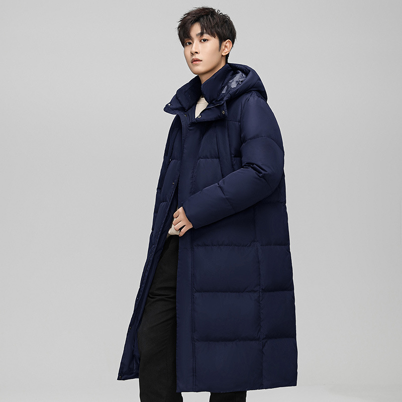 Uniszex középhosszú tollkabát fehér kacsapuhával 56–60% töltőanyag, külső és bélés poliészter, rácsos mintázat, kapucni, cipzár, vastagított dizájn