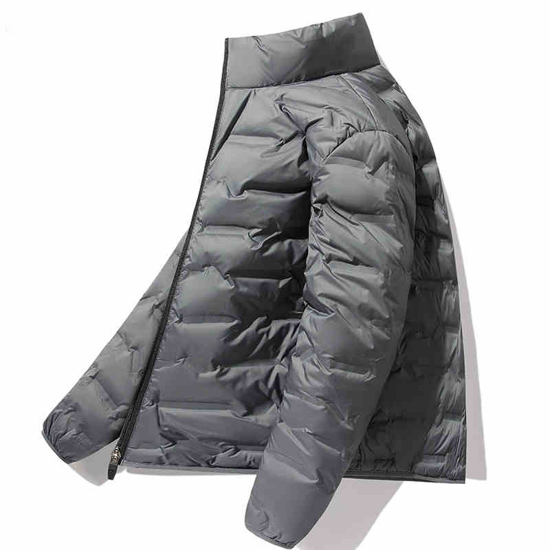 Geacă de puf unisex cu glugă, umplutură din puf de rață alb, 86–90% puf, impermeabilă și rezistentă la vânt, potrivită pentru -20°C până la -5°C.