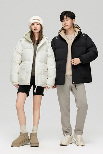 Férfi kapucnis pehelydzseki, hosszú fazon, 81-85% pehelytartalom, őszi 2025