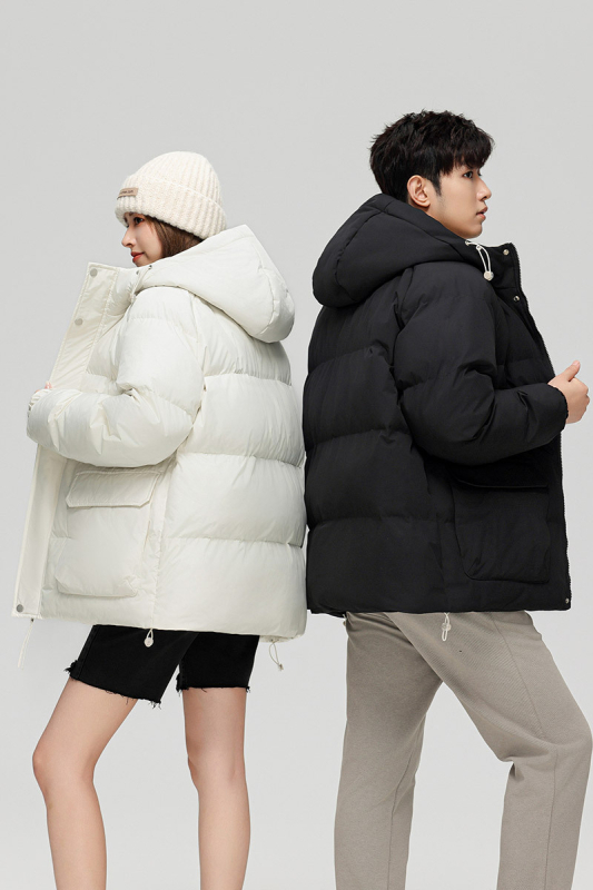 Férfi kapucnis pehelydzseki, hosszú fazon, 81-85% pehelytartalom, őszi 2025