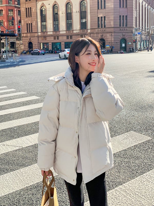 Libamellás télikabát, vastagított, kapucnis, rövid szabású, chenille-spandex anyag